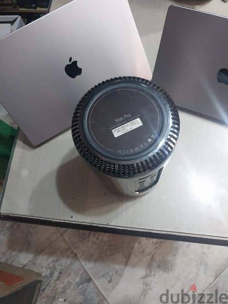 Apple Mac Pro Late   2013 3