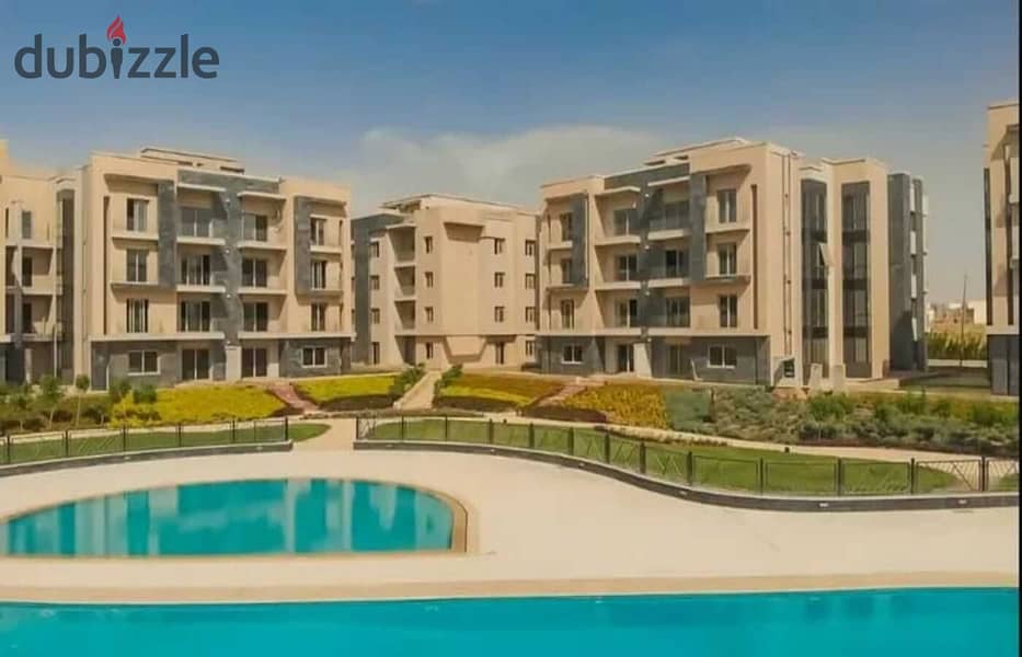 Apartment for sale with immediate delivery in Galleria Moon Valley 8