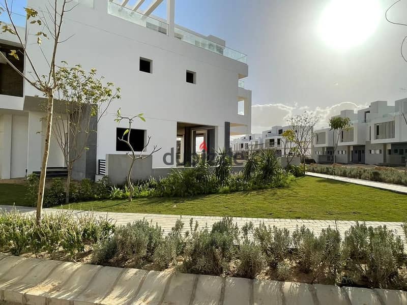 Town corner villa 439 meters for sale in Joulz Compound, delivery for two months, with a distinctive view 2