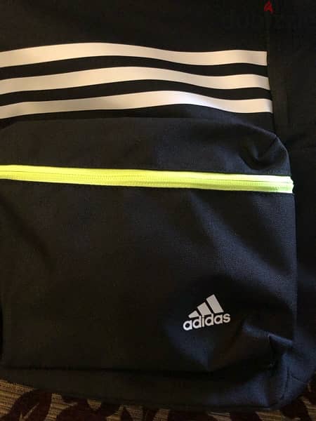 شنطة  ظهر ماركة اديدس adidas بسعر 1900 2