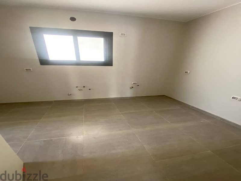 Apartment with garden for rent at Owest شقة بجاردن إيجار بكمبونج أويست 3