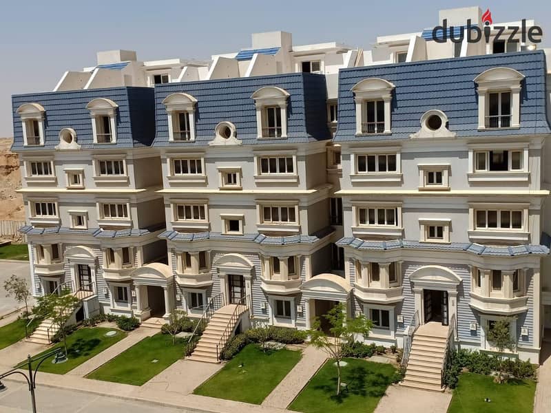 I VILLA ROOF 210m+25mroof for sale in Mountain View Aliva 0