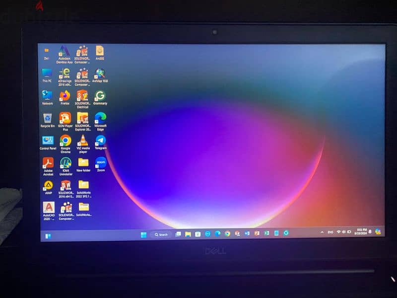 Laptop Dell حالة ممتازة 4