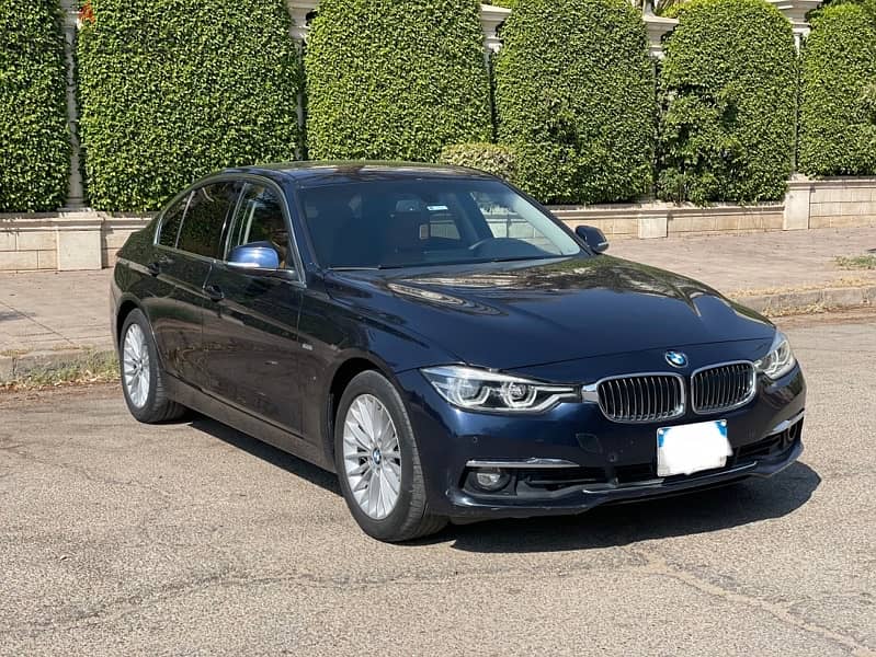 BMW 320 2018 luxury 0