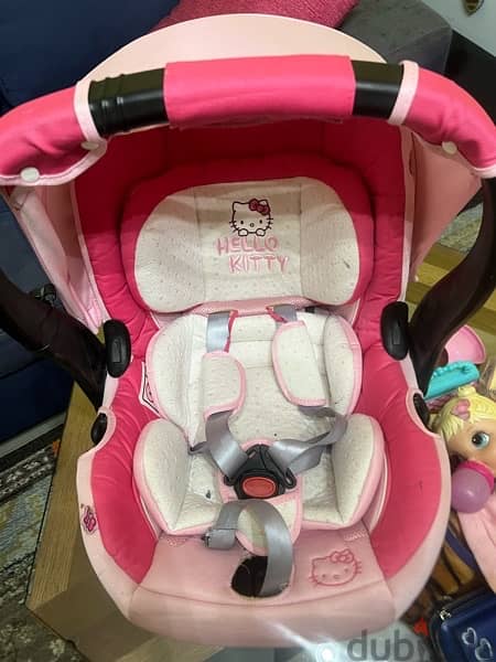 Hello kitty car seat 1