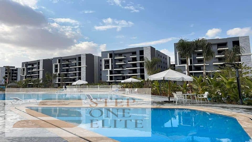 Apartment for sale, 160 m, immediate delivery, in a high-end compound on Al Wahat Road in October, close to Mall of Egypt 7