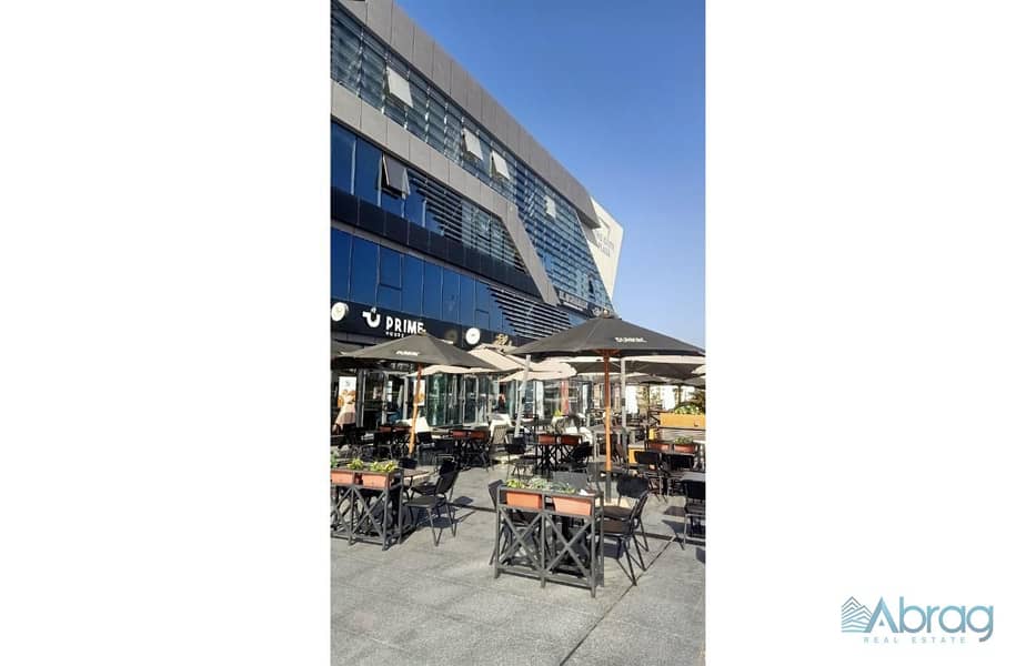 Shop 130m For Sale in The Gate Plaza El Sheikh Zayed immediate delivery DP 30% over 3 YRS 7