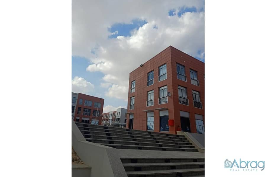 Office 236m For sale in The Courtyard El Sheikh Zayed immediate delivery DP 30% 11