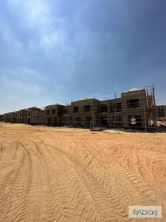 Townhouse for sale in Village West Compound, Dorra Sheikh Zayed Company