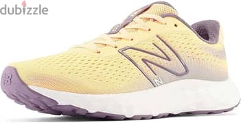 New Balance 520 V8 (size 36)