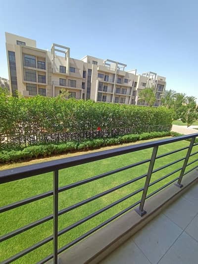 Apartment for sale,ready to move, finished, with air conditioners Fifth Square new cairo