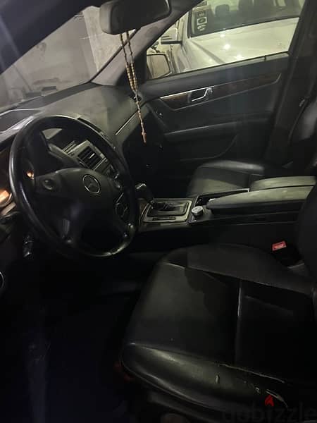 مرسيدس بنز سي 180 2010 Mercedes-Benz C180 5