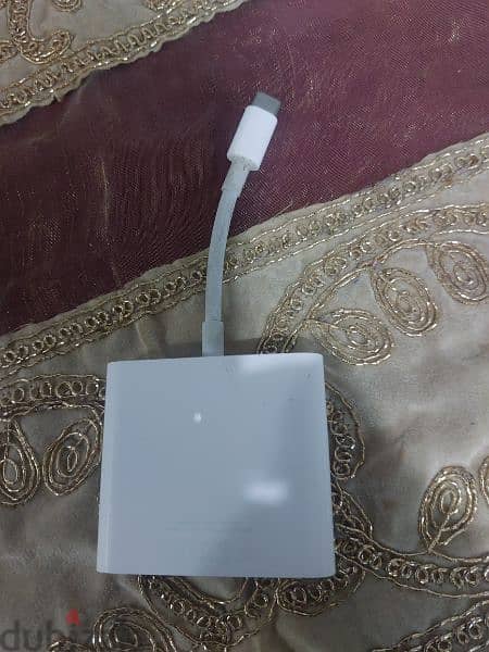 apple adapter HDMI USB-C USB 2