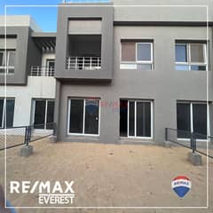 Prime Location Resale Middle Townhouse In Etapa - Ready To Move 0