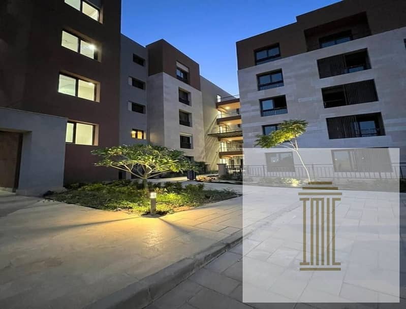 Apartment for sale, ground floor with garden, 100 m, 2 rooms, prime location in District 5, with installments over 8 years 25