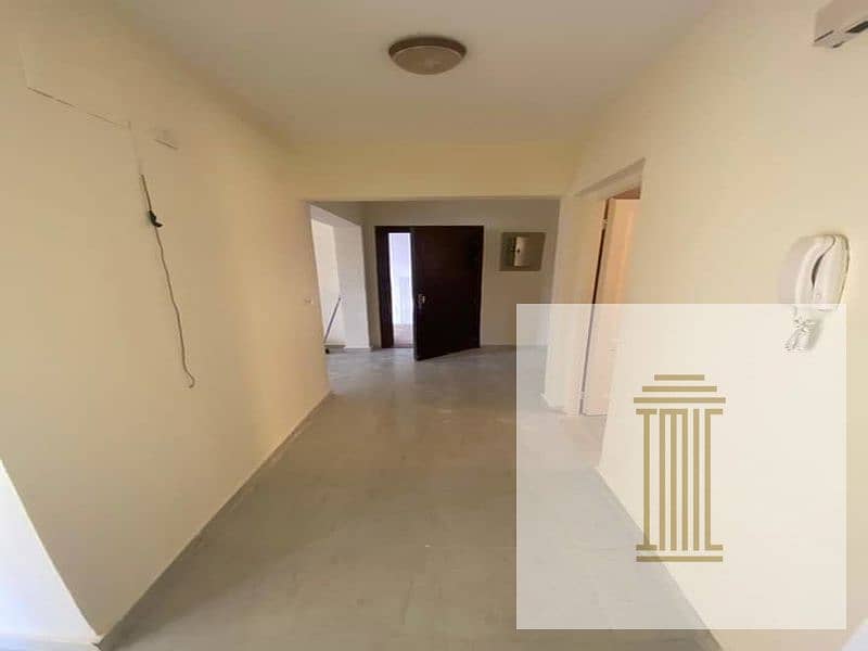 135 sqm apartment for sale in Madinaty B1, in front of services and the metro 3