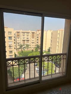 شقه للايجار في مدينتي Apartment for rent 0