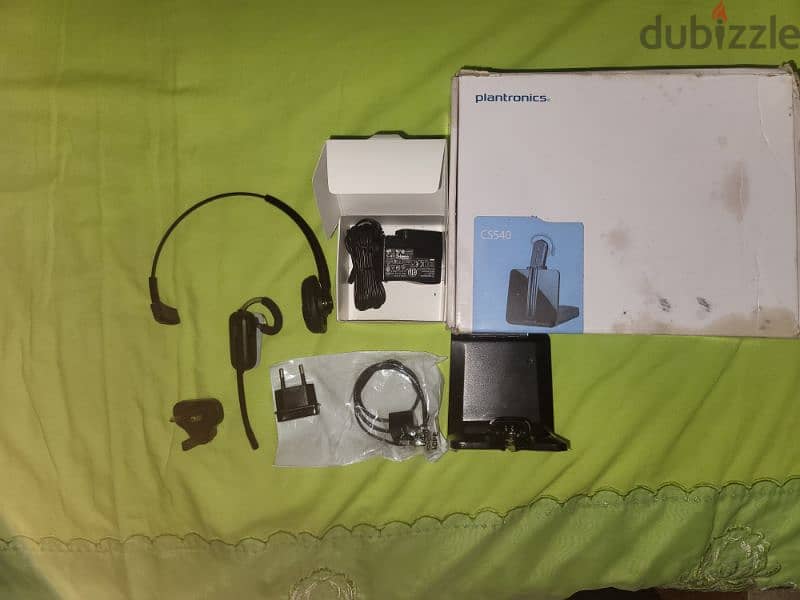 Plantronics CS540 Wireless Headset System‏ 2