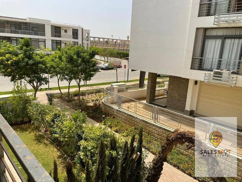 Studio for sale with 5% down payment, minutes from Nasr City - in Taj City Compound 2