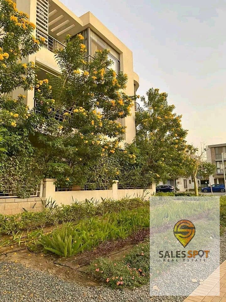 Studio for sale with 5% down payment, minutes from Nasr City - in Taj City Compound 10