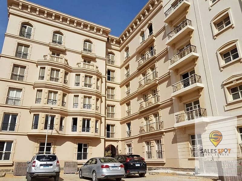 في التجمع الخامس علي شارع التسعين استديو 82مـتـر studio للبيع بفيو landscape في كمبوند هايد بارك Hyde Park 8