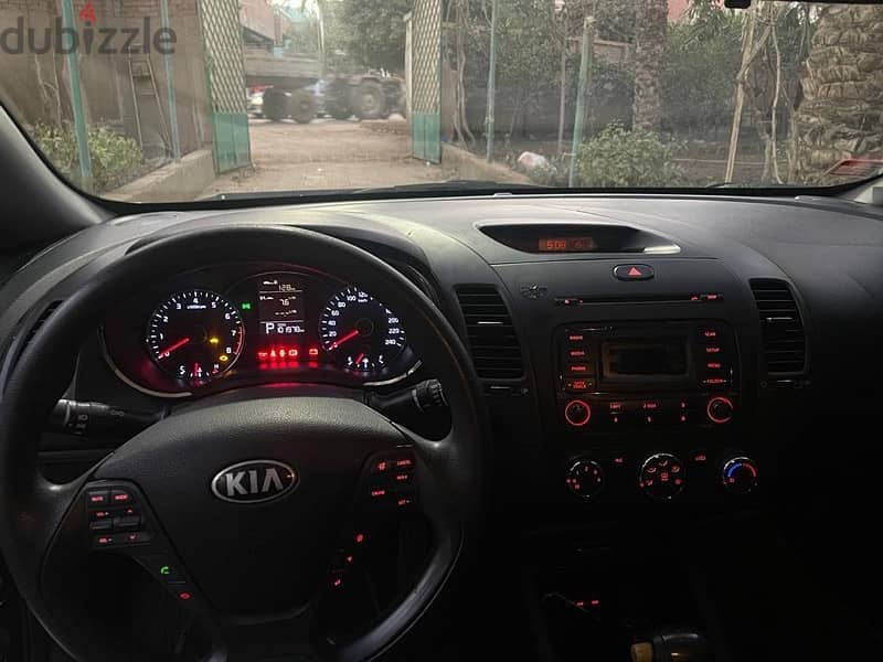 Kia Cerato 2015 10