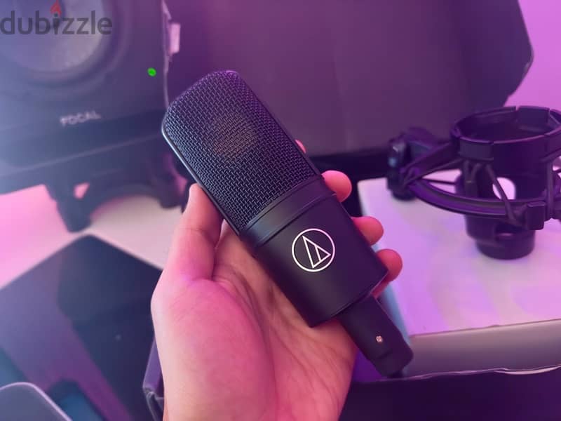 Audio Technica AT4040 Condenser Mic 11