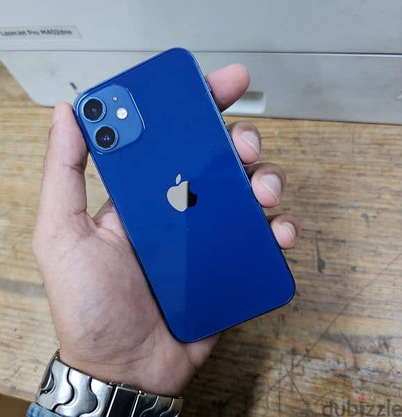 iPhone 12 mini 4