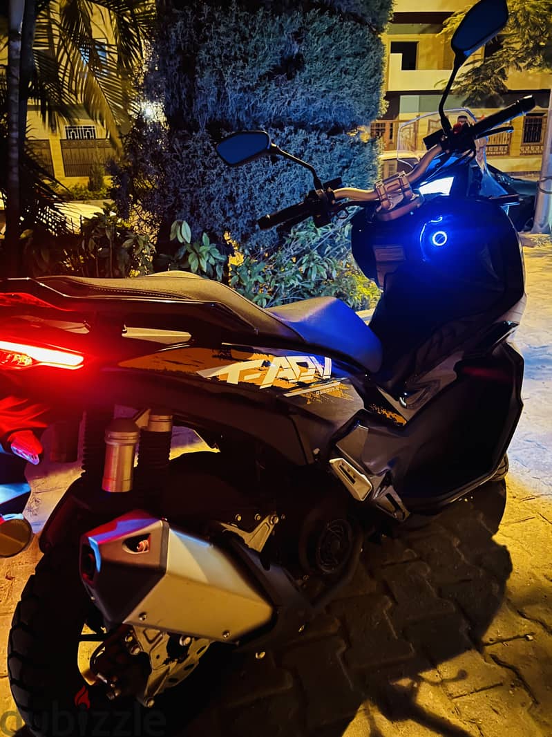 سكوتر دايون ADV 200CC 1