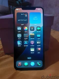 ايفون xs max بسعر ايفون x اقراء الوصف ممنوع الفصال ابدا