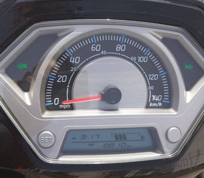 للبيع فيجوري xmax 150cc 0