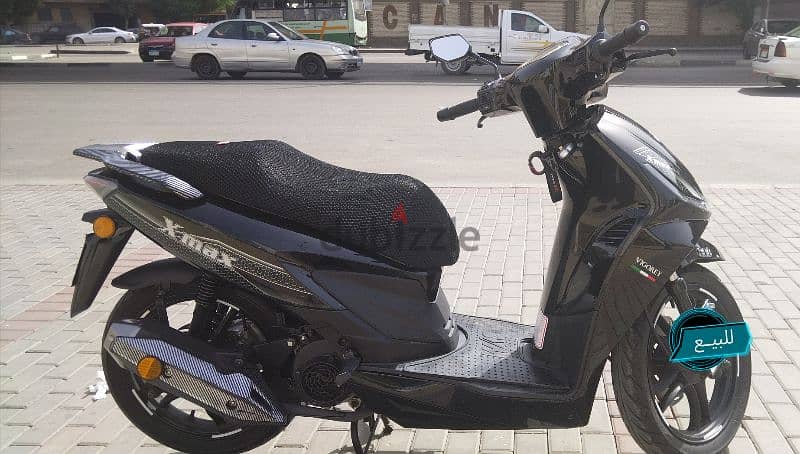 للبيع فيجوري xmax 150cc 2