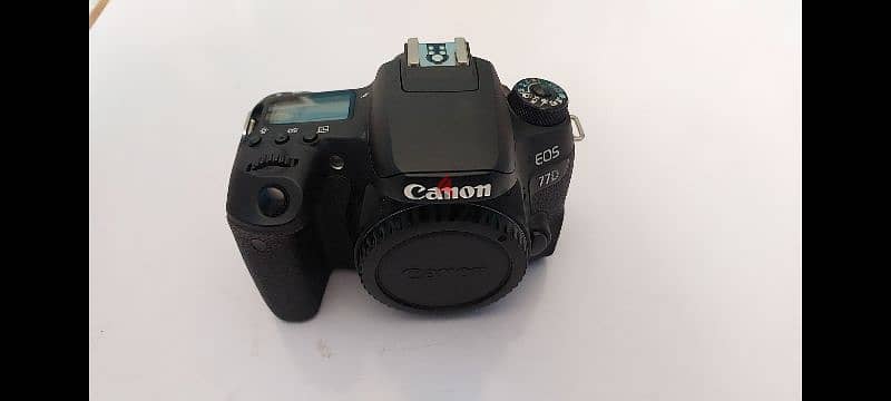 Canon EOS 77D 7