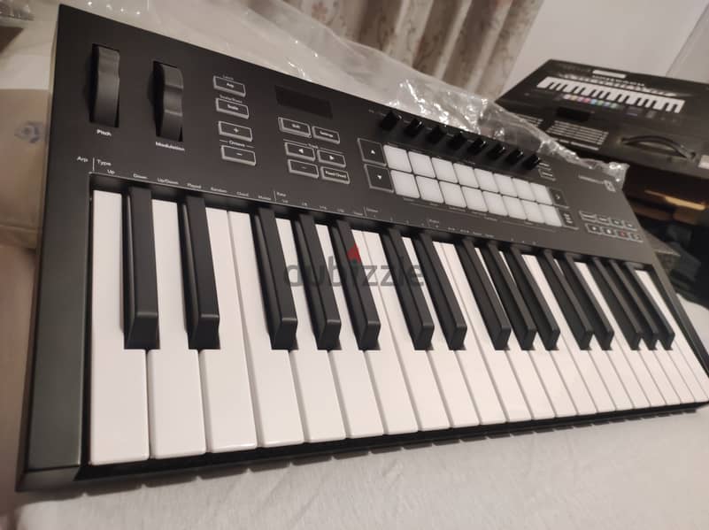 Novation Launchkey 37 4