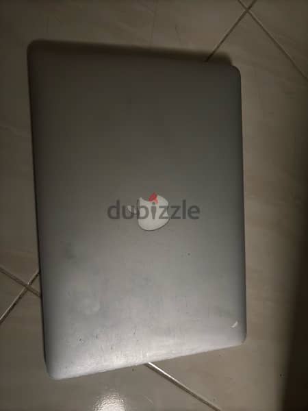 Macbook Air 13 inch (2015) 1