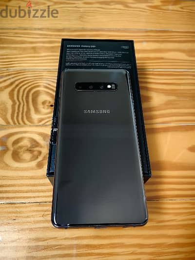 Samsung S10+ 512 gb with box