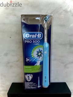 Oral-B Pro 500 Electric Toothbrush 0