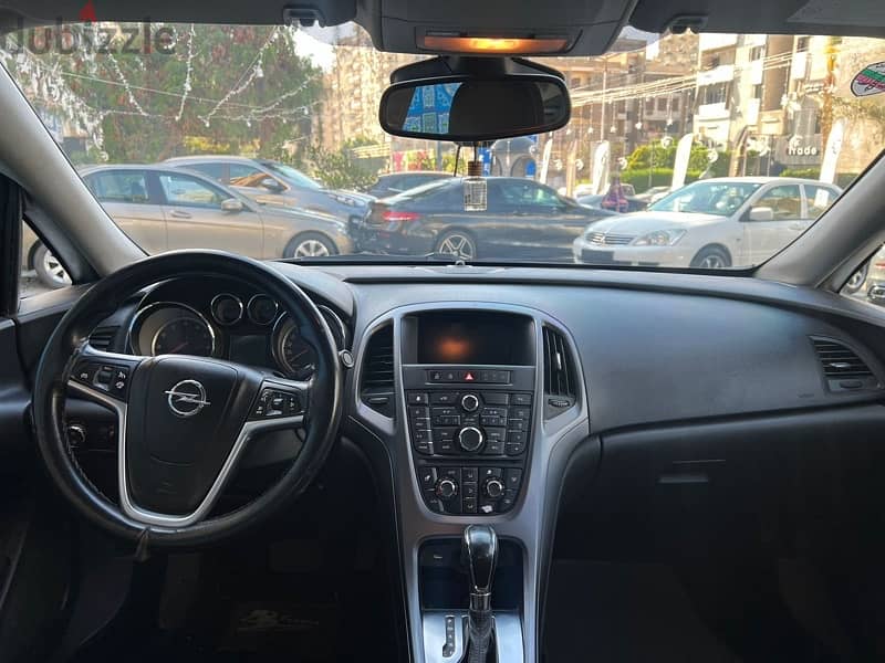 Opel Astra 2017 7