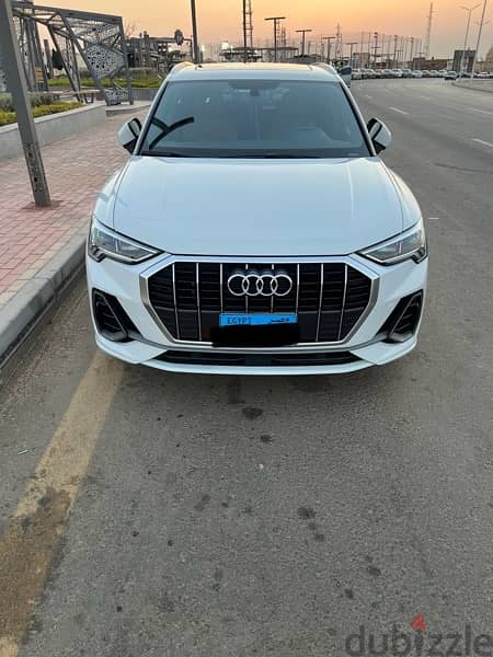 Audi Q3 2021 1