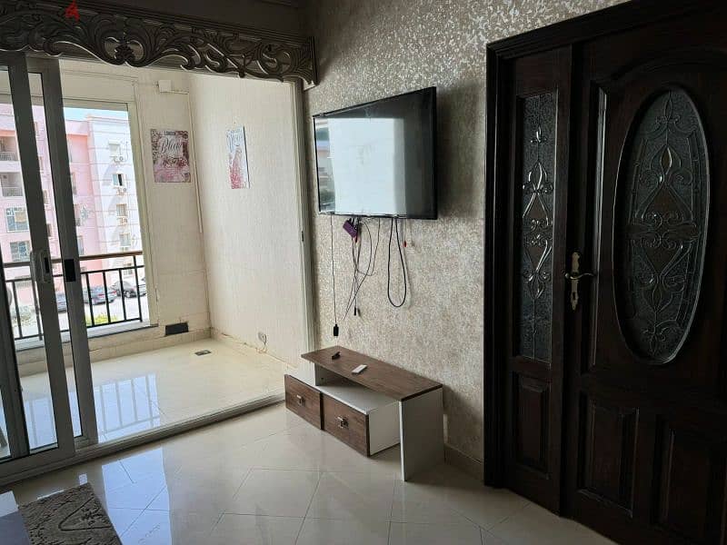 أستديو للإيجار مفروش  Furnished studio for rent 12