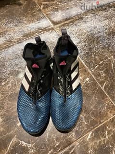 Adidas orginal size 43 1/3 0