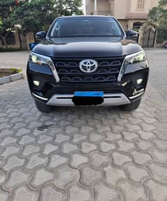 Toyota Fortuner 2022