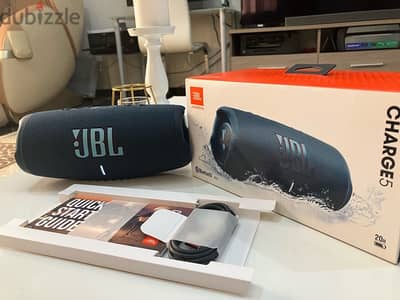 للبيع سماعة JBL charge 5 كالجديد وارد الكويت