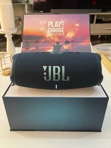 للبيع سماعة JBL charge 5 كالجديد وارد الكويت 2