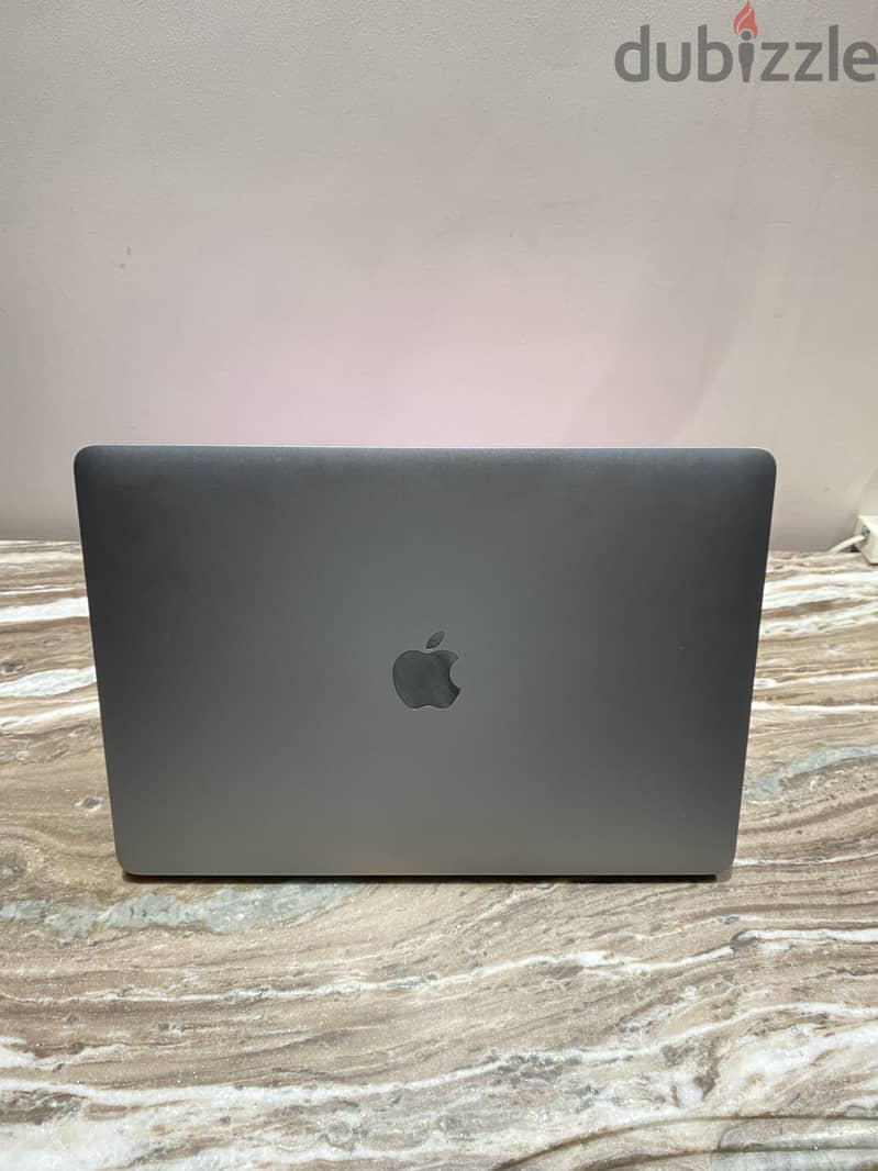 macbook pro m1 3