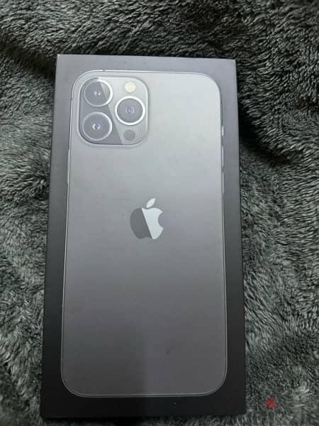 An Apple iPhone 13 Pro Max 128GB New Condition. 7