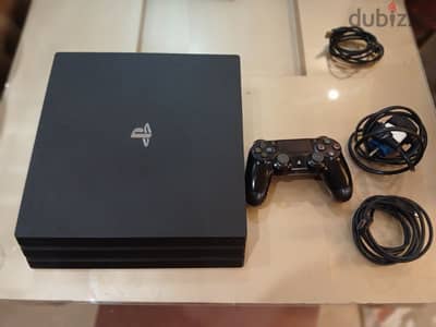 ومعاه العاب Playstation 4 Pro وارد دولة الإمارات