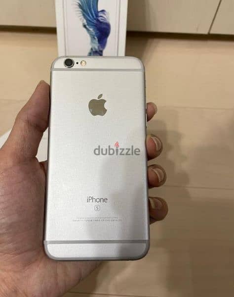 iPhone 6s plus 64g
الجهاز بحاله ممتازه ما فيهوش اي مشاكل و ما اتفتحش 3