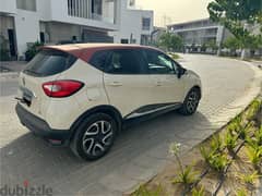 Renault Captur 2017 حالة ممتازة كسر زيرو