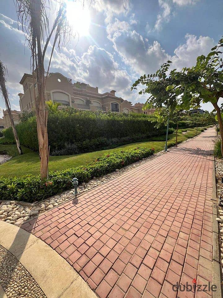 Villa For Sale 280M Ready To Move in La Vista City | فيلا للبيع أستلام فوري 280م في لافيستا سيتي جاهزة علي السكن 2